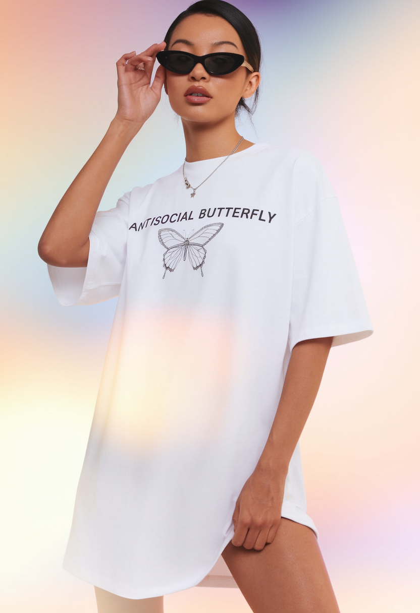 Women's 2025 Summer T-Shirt Outfits Ideas – 21 Stylish and Trendy Looks