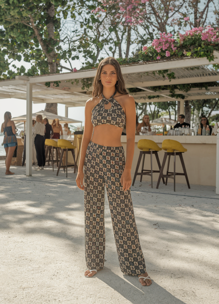 21 Summer Holiday 2025 Vacation Outfit Ideas for Women – Classy, Casual & Beach Looks