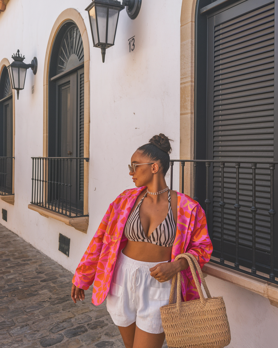 21 Summer Holiday 2025 Vacation Outfit Ideas for Women – Classy, Casual & Beach Looks