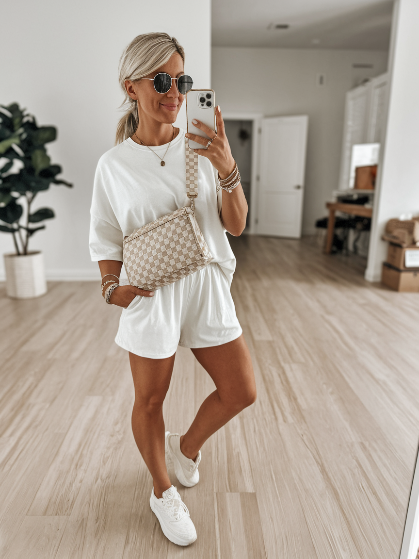 Summer Mom Outfit Trends 2025: Cute, Comfy, and Casual Looks for Every Body and Day