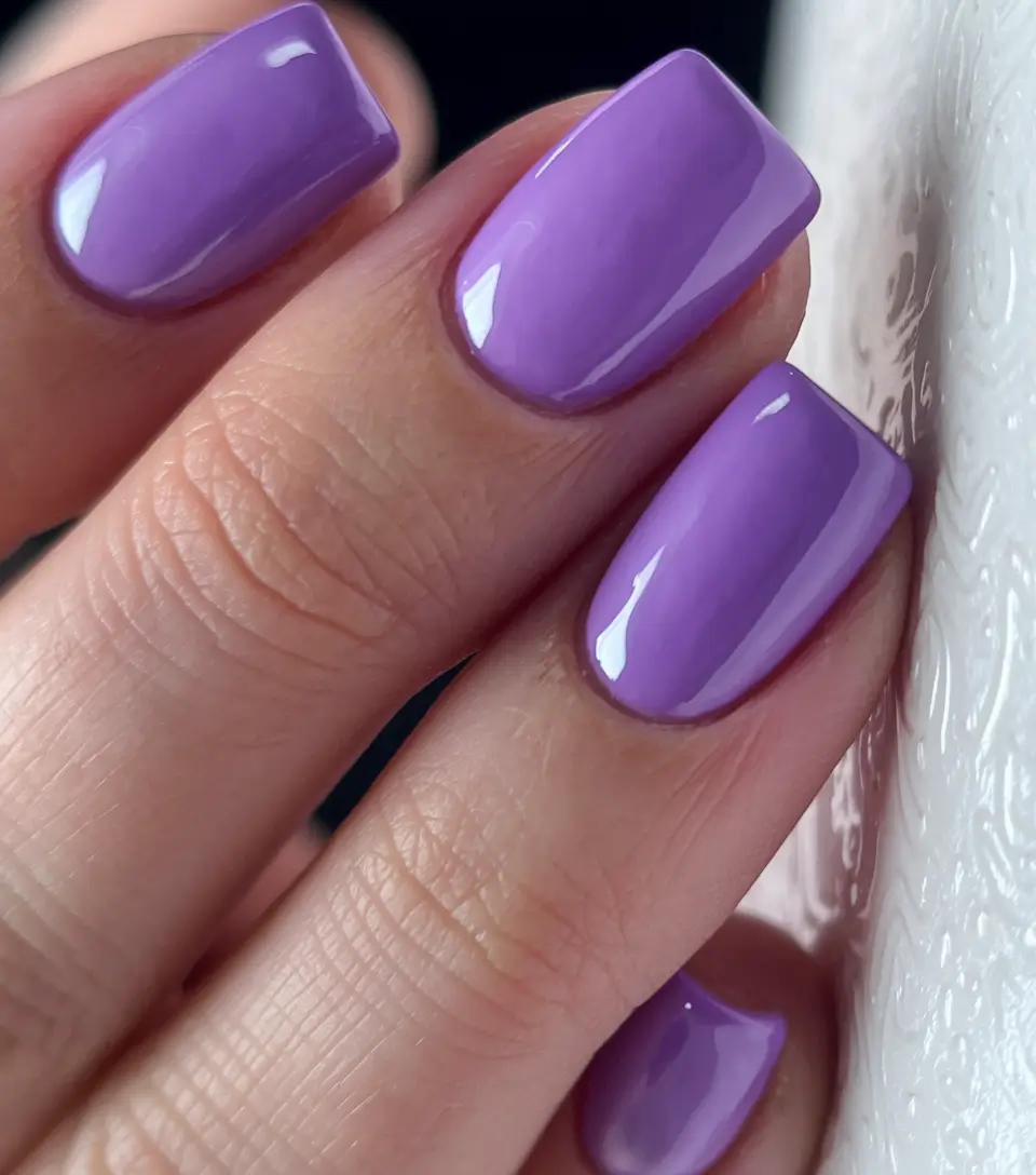 august nails color ideas 2025 Glossy Lilac for a Dreamy Touch