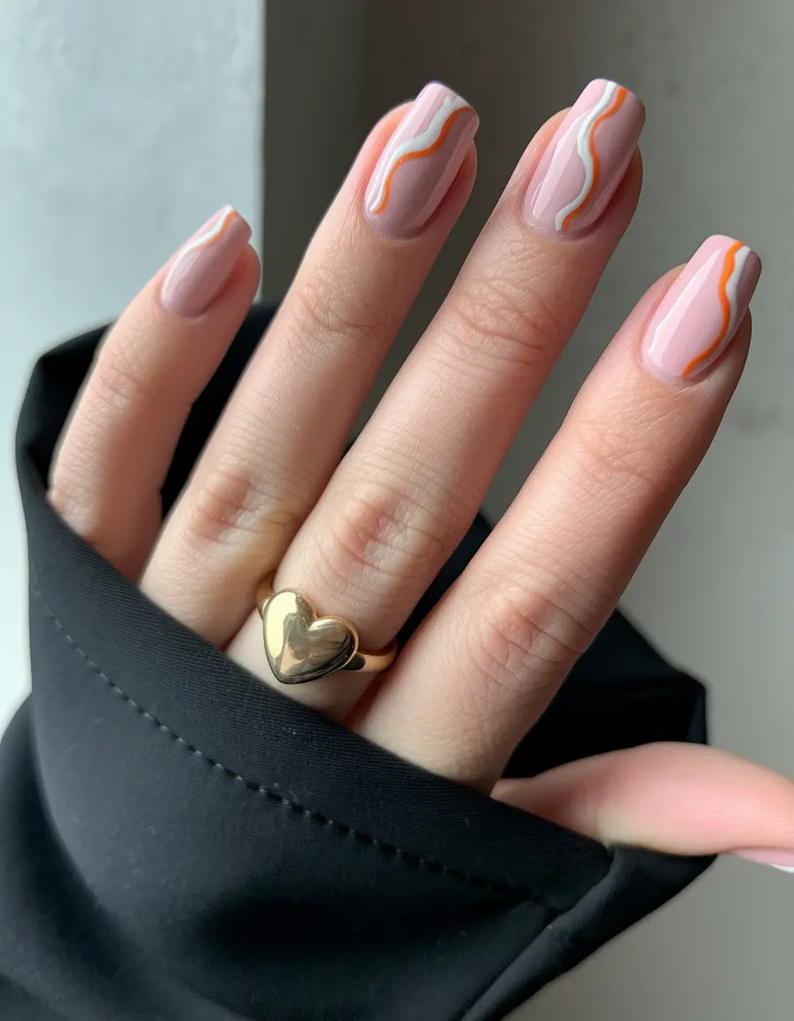 end of summer nails ideas short Retro Lines With a Modern Twist