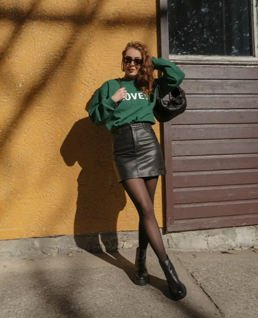 fall skirt outfits short boots short casual