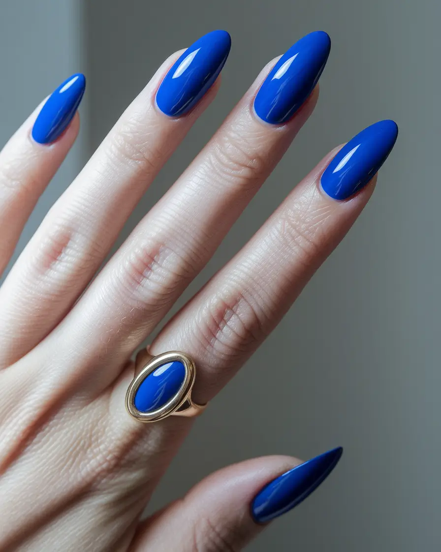 oval nail inspo summer</p> <h2>Cobalt Summer Blues</h2> <p>